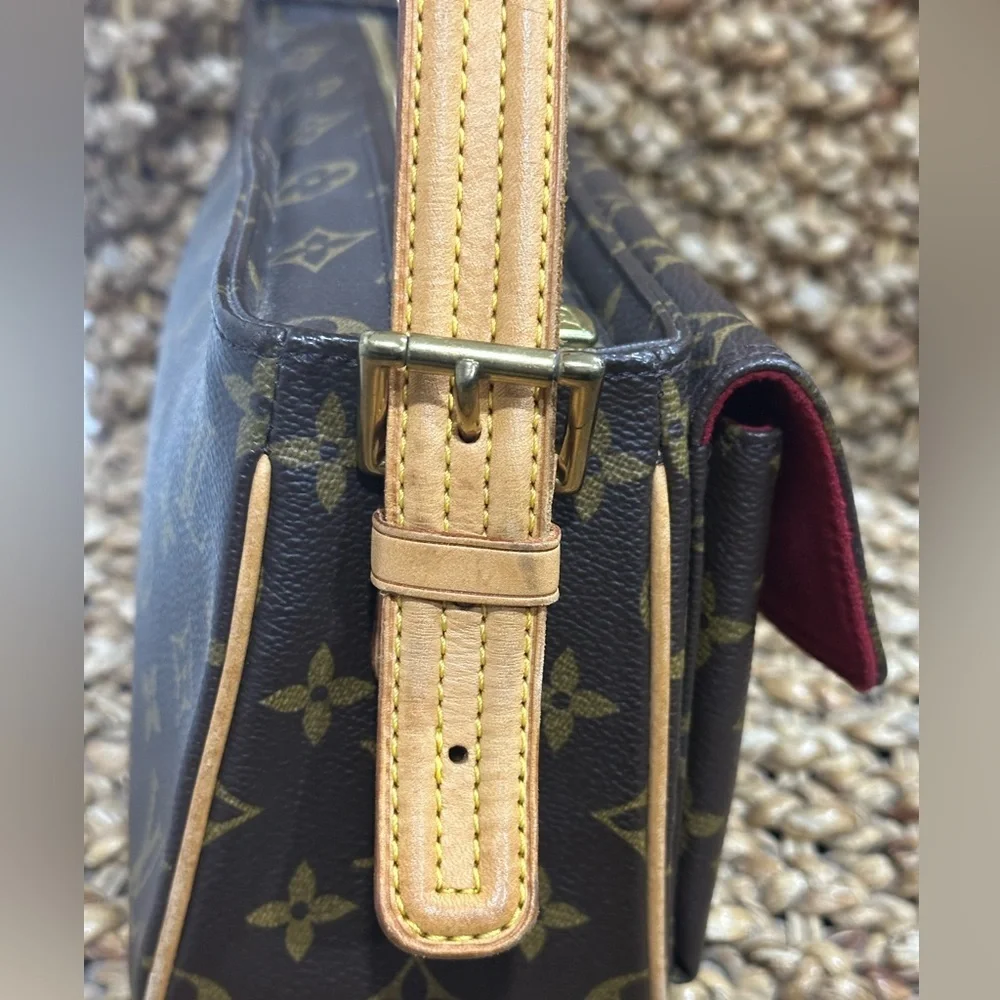 Louis Vuitton‎ Viva Cite MM